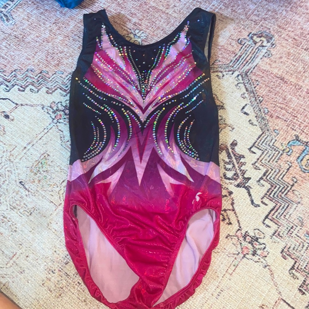GK gymnastics leotard